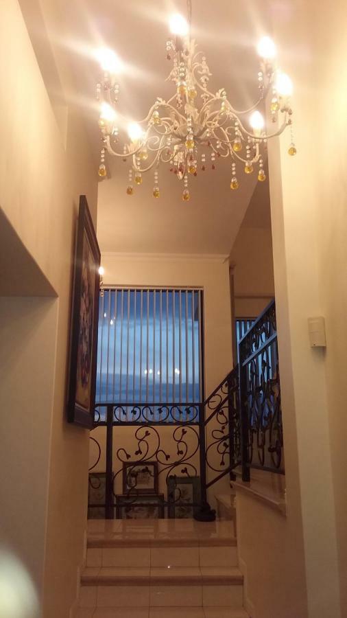 Wave Dancer Bed & Breakfast Gansbaai Bagian luar foto
